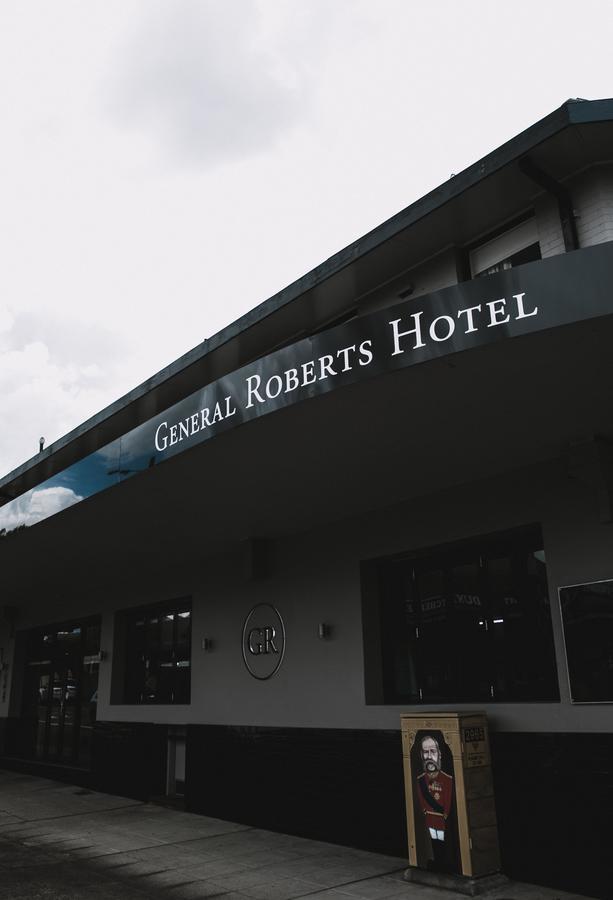 General Roberts Hotel New Lambton Eksteriør bilde